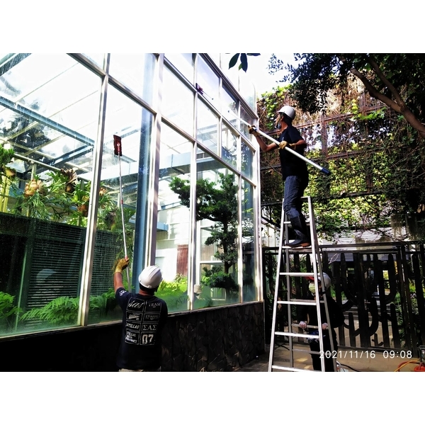植物園特展室外-玻璃清洗-翰民清潔有限公司