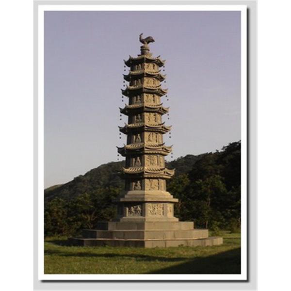 台東大藏寺(12公尺青斗石寶塔)