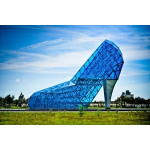 嘉義布袋藍色玻璃高跟鞋教堂-美國首諾Saflex Vanceva 多彩膠合玻璃建