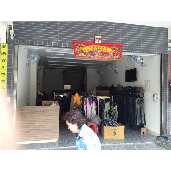 不銹鋼門面上(鏡面)施工前