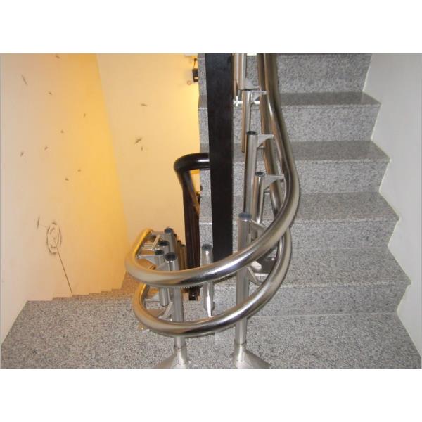 彎曲型樓梯升降椅軌道,鐵獅福祉科技有限公司