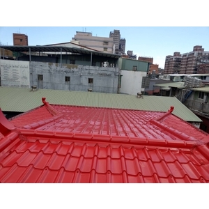 宮殿屋頂-紅色鐵皮屋