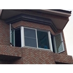 八角型 兩側推射窗+中間2拉氣密窗 - 鼎發鋁門窗