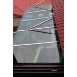 玻璃拉桿採光罩 - 弘大鋼鋁門窗行