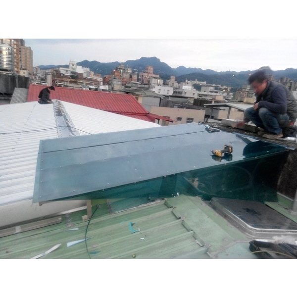 屋頂隔熱工程