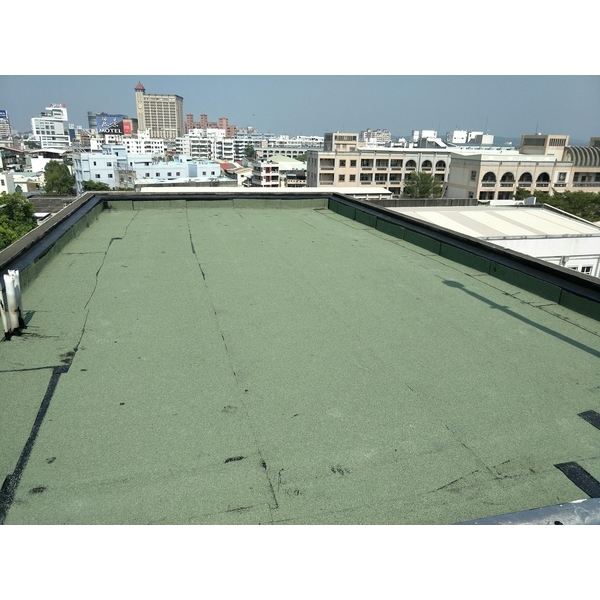 屋頂防水-舖設熱溶毯