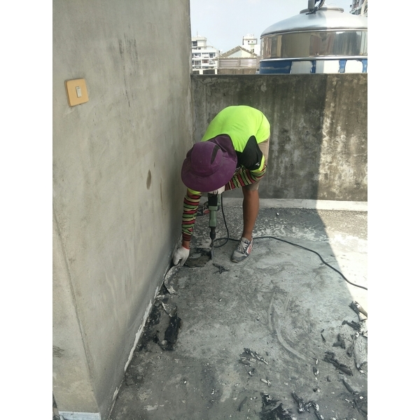 屋頂防水施作、增建漏水抓漏、壁癌、防水、油漆
