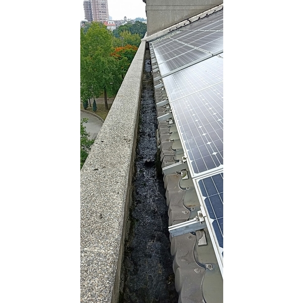 太陽能安裝加屋頂防漏