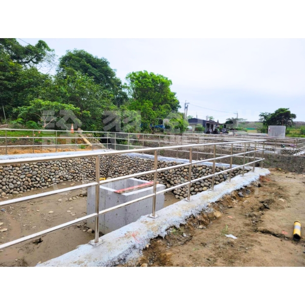【不銹鋼欄杆工程】台南白河水庫繞庫防淤工程