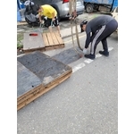 道路孔蓋彩色止滑塗料施工現場更換 - 鈺晟科技有限公司