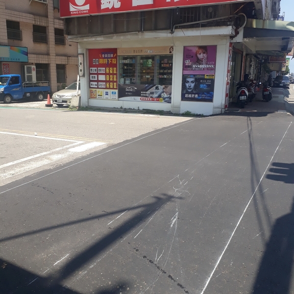 斑馬線－冷塑型彩色止滑道路塗料,鈺晟科技有限公司