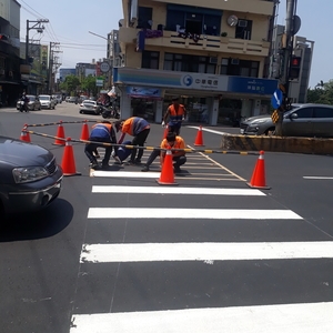 斑馬線－冷塑型彩色止滑道路塗料