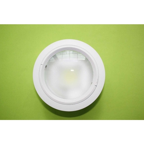 LED 筒燈 8W (室內型,群亞電子股份有限公司