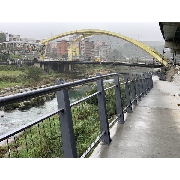 欄杆及格柵-基隆河過港路至暖江橋興隆街右岸步道串連工程