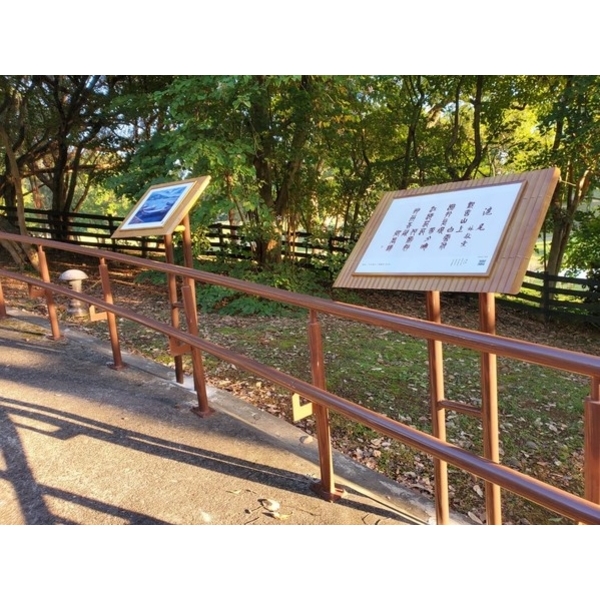 解說牌-淡水區和平公園文學藝術步道牌面配置工程-典雅雕塑工程有限公司