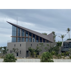 銅瓦屋頂-烏石港浪之旅教堂