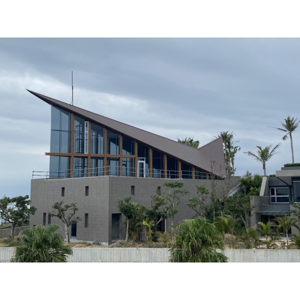 銅瓦屋頂-烏石港浪之旅教堂