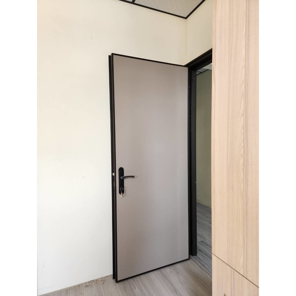 房間門 – 環保裝飾面板