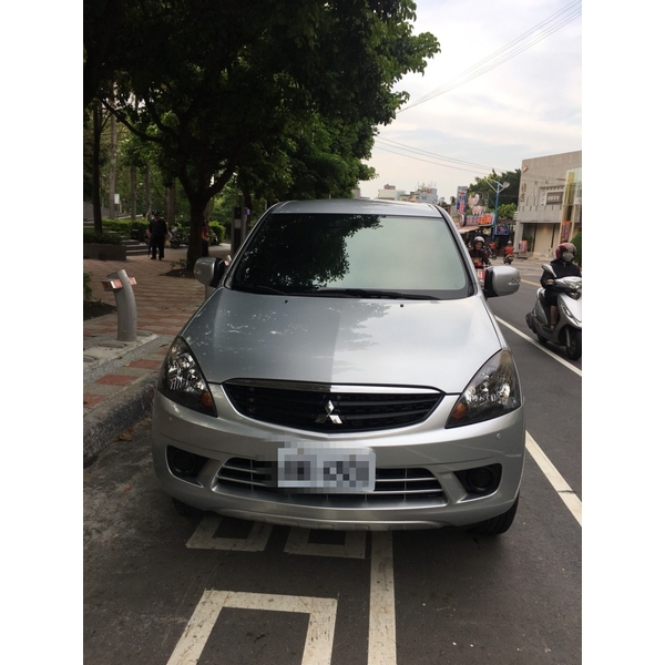 汽車隔熱紙-三菱zinger 舊換新 前檔丹龍D501+車身克雷安T10,合昇企業社