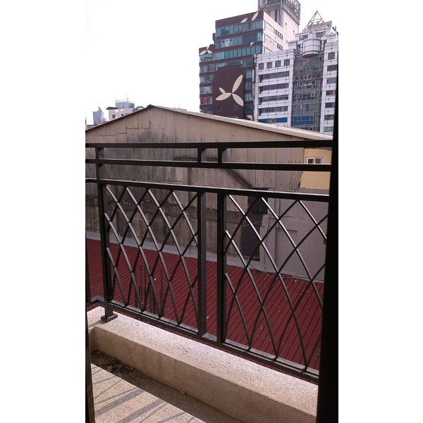 陽台欄杆
