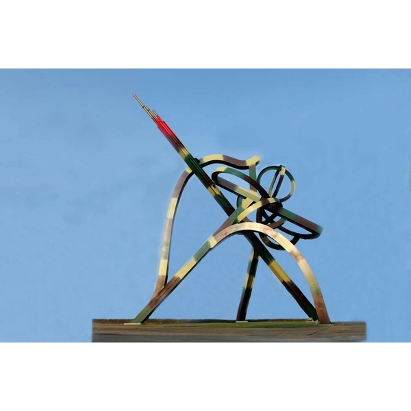 勇者之箭-鐵板彎曲造型藝術品,昶鉅工業有限公司