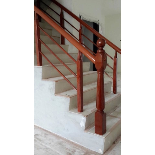 木製樓梯扶手